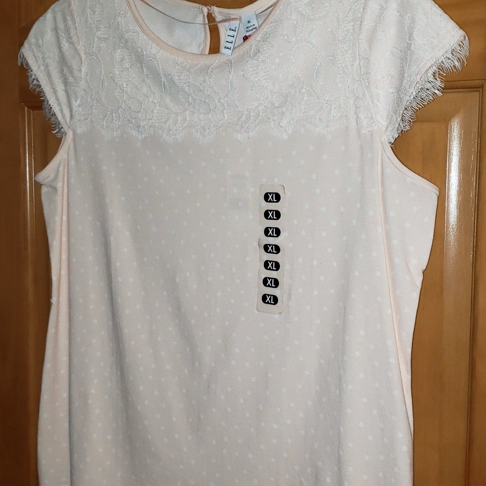 Ladies short sleeve top